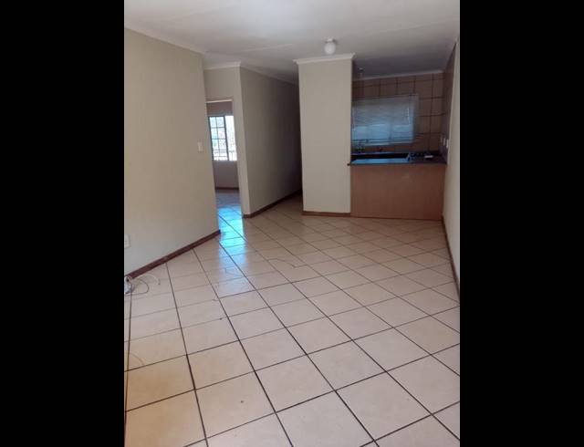 2 BEDROOM APARTMENT FOR SALE IN PHILLIP NEL PARK